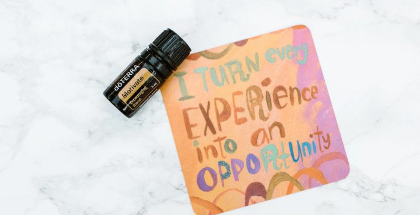 Motivate Encouraging Blend Marble Background with Picture of affirmationss "i turn every experience into an opportunity"